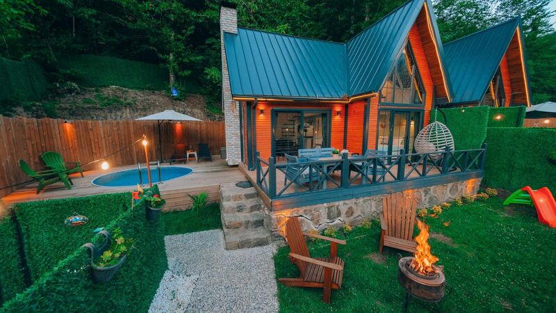 Sapanca Hanedan Suit